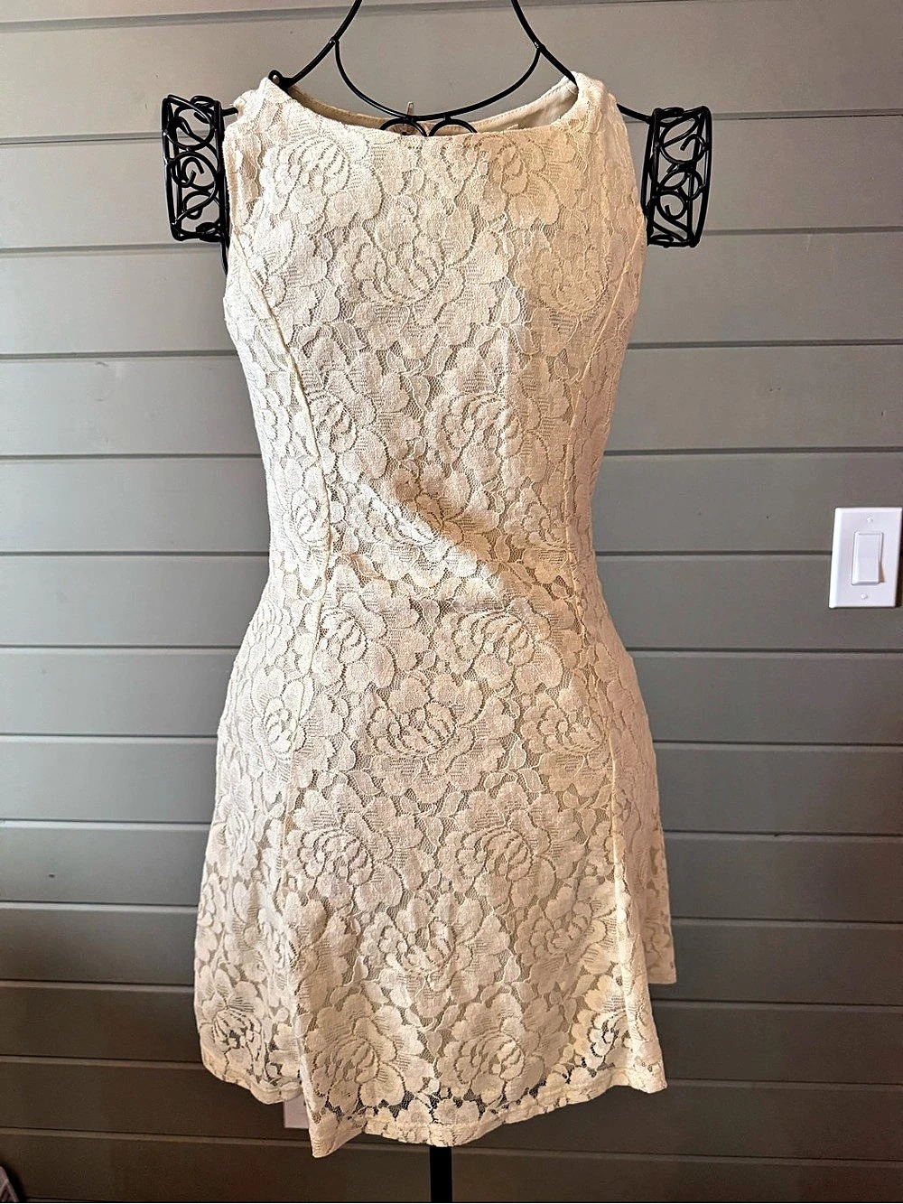 Ginger G Floral Lace Mini Dress in Cream Like New